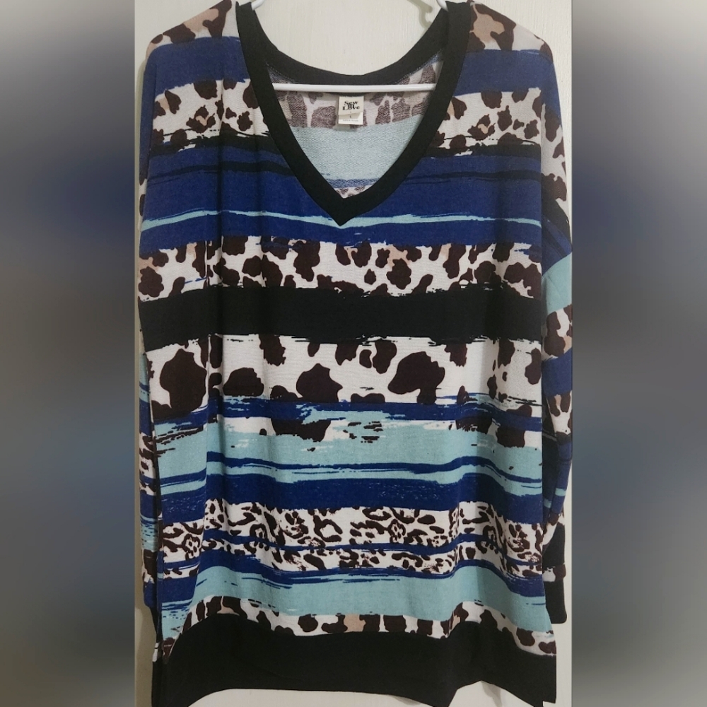 Sew in Love long-sleeved top